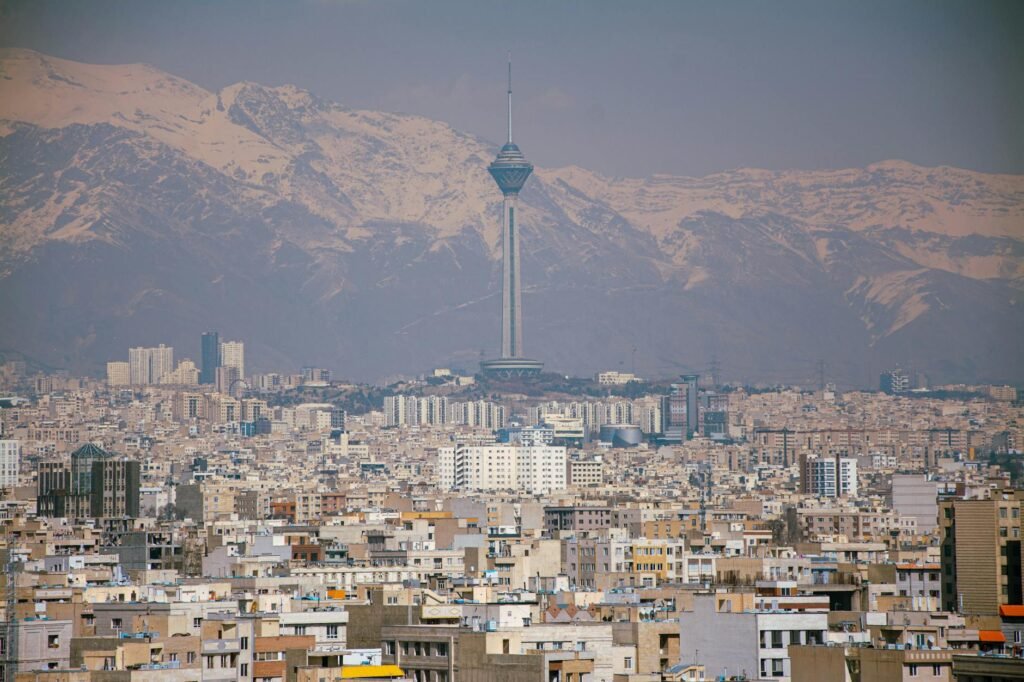 As Internet Blackout Hits Day 45, Iranians Bemoan State Hypocrisy and Economic Risks