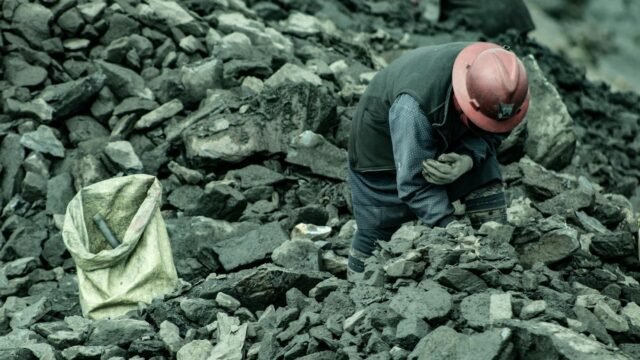 Canada Says Its Gold Is Traceable and Clean. So We Traced It.