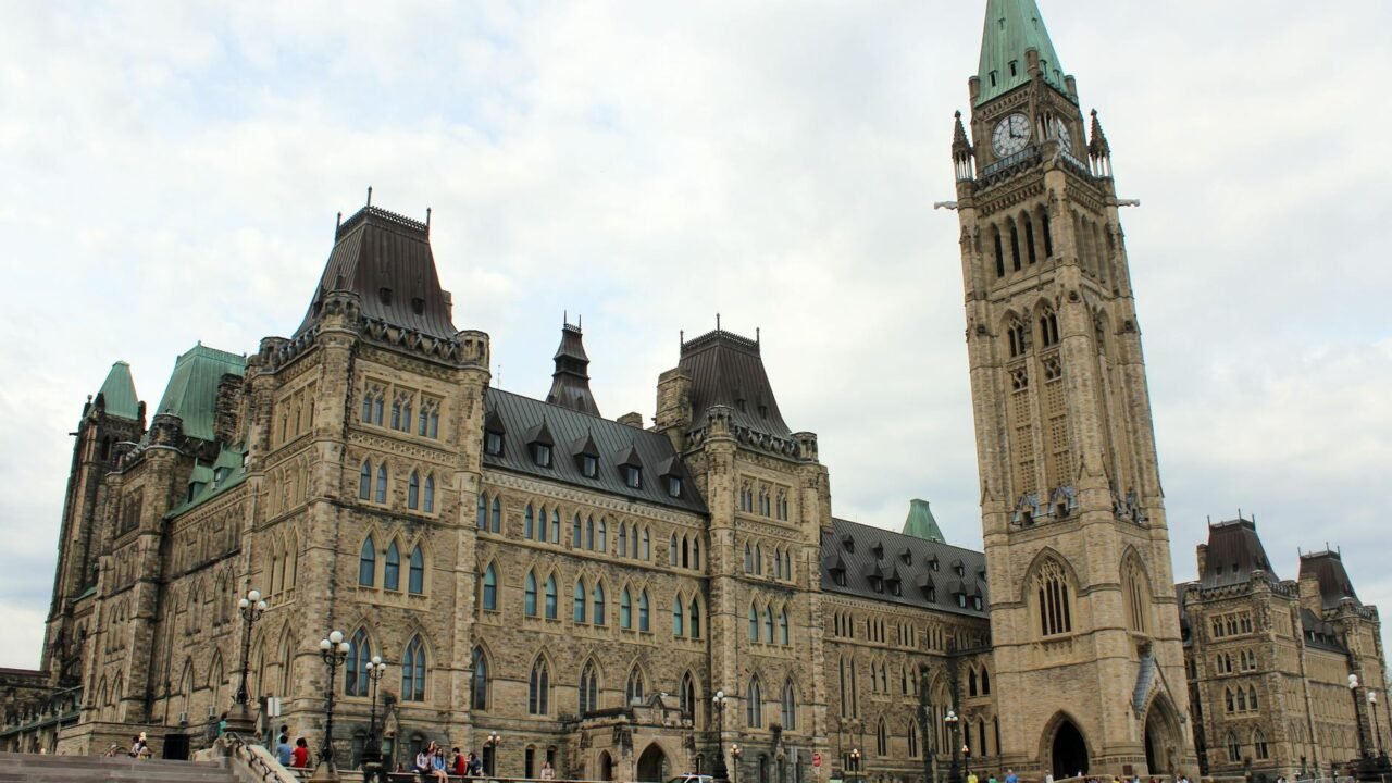 Carney to Launch Sovereign Wealth Fund to Distance Canada’s Economy From U.S.