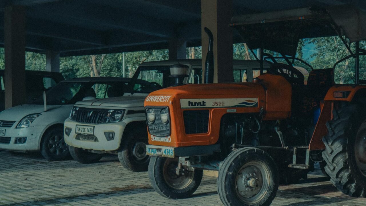 Chief Justice Flags Off Multi Utility Vehicles For Strengthening Legal Aid Outreach Across J&K