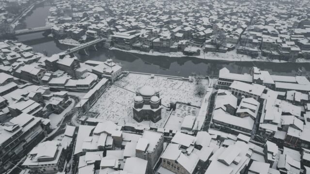 Darbar Move: Govt Orders Shift Of Offices To Srinagar From May 4