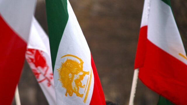 Driven by the pressures of war, Iran gives its  field commanders more power over militias in Iraq