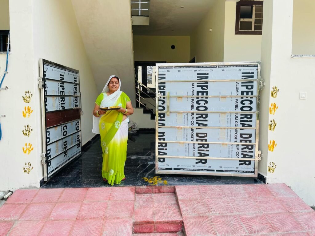 J&K | BJP Leader Locks Banihal Hospital Gate To Protest Doctor ‘Shortage’