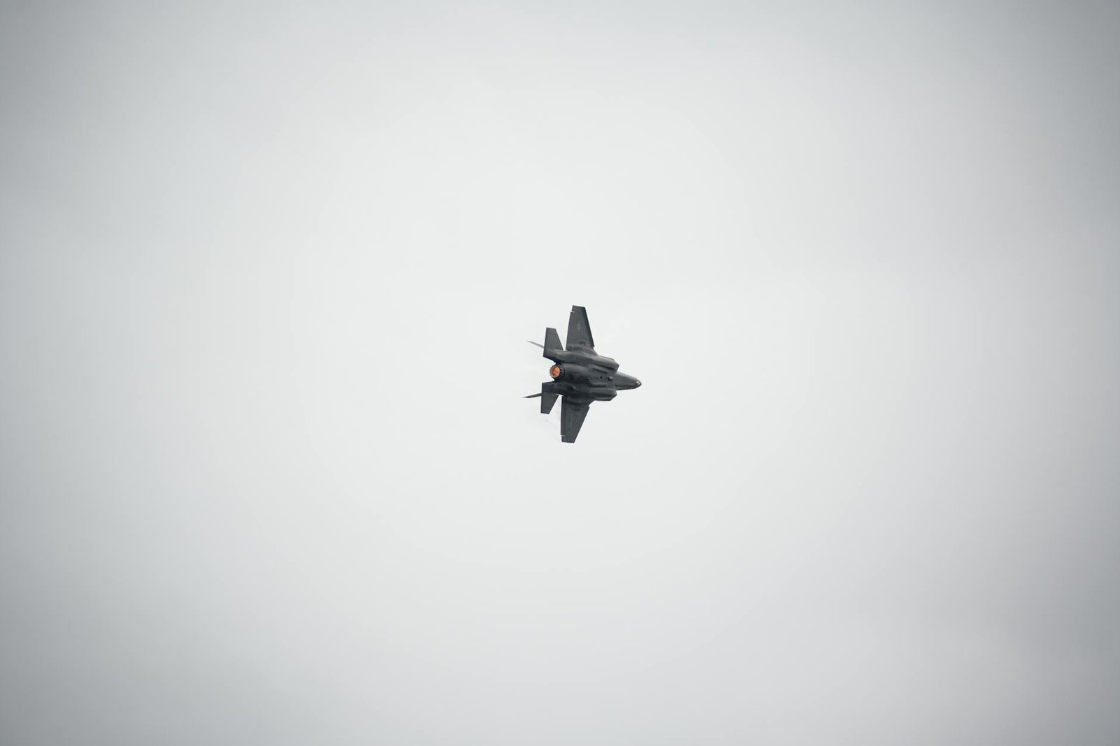 Pilot Was Taking Pictures Before South Korean Fighter Jets Collided