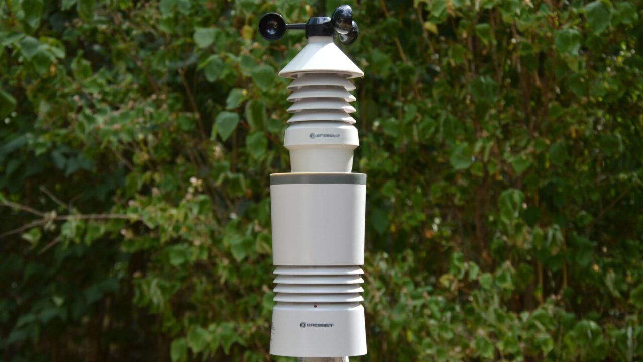 Polymarket Bets on Paris Temperature Prompt Investigation After Unusual Spikes