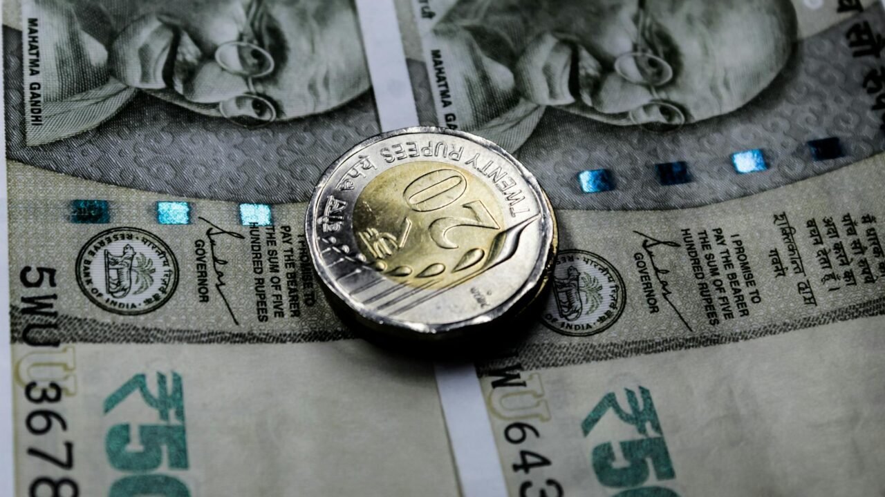 Rupee Gains Ground Against US Dollar Amid Easing Crude Oil Prices and Mideast Hopes