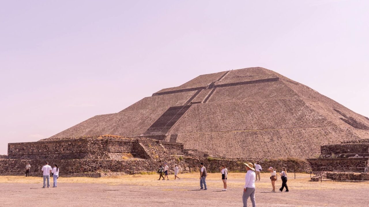 Teotihuacan Pyramid Shooting Suspect Linked to US School Massacre