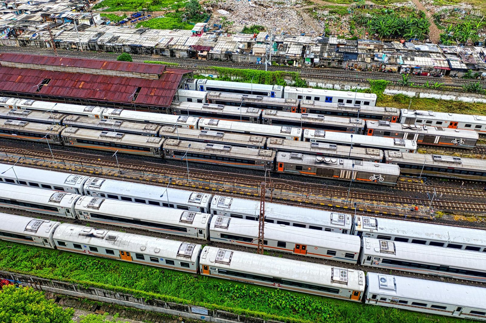 Trains Collide in Indonesia, Killing at Least 14 and Injuring Dozens