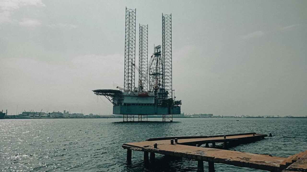 War in Iran Gives New Fuel to a Tax Debate in Australia