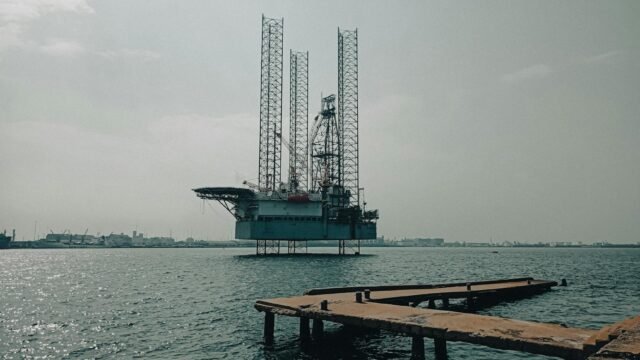 War in Iran Gives New Fuel to a Tax Debate in Australia