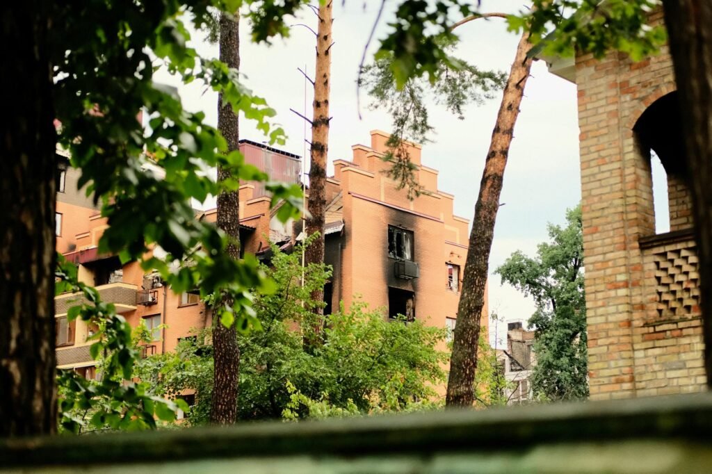 A Big Bang, a Fire and Panic as War Enters Romanian Homes