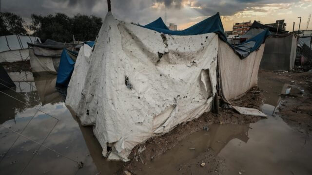 A Portfolio of Work From The Times’s Pulitzer Prize-Winning Photographer