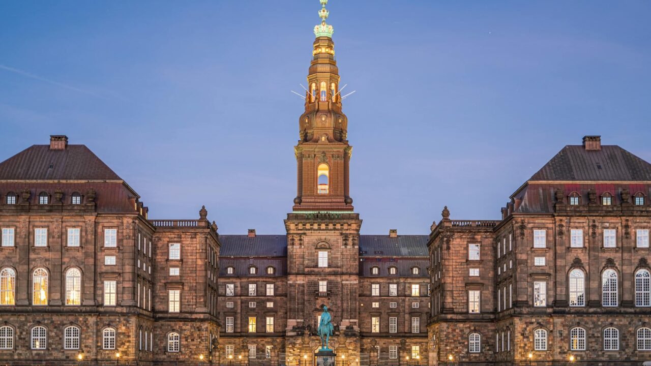 Danish King Taps Right-Leaning Leader to Form New Government