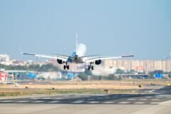 After Seven Years, First U.S. Direct Flight Lands in Caracas