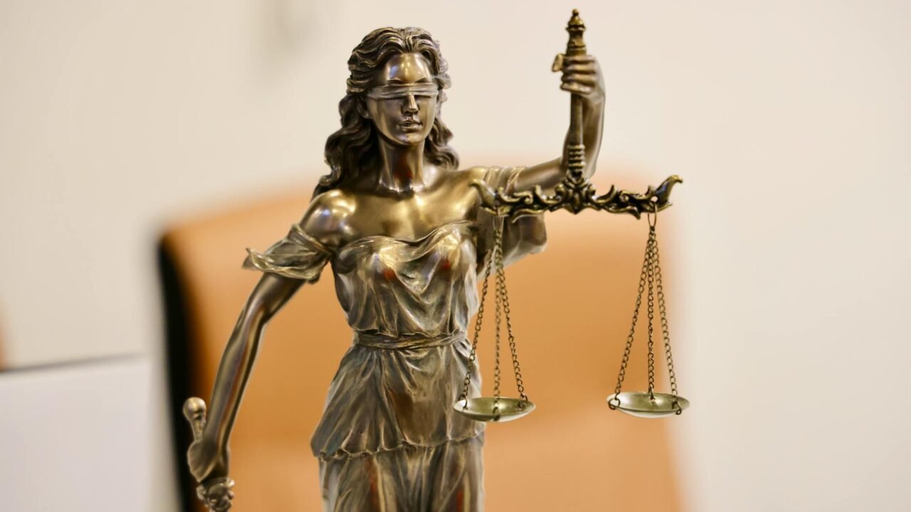 UK Civil Assault Trial for Andrew Tate Delayed Amid Police Reinvestigation