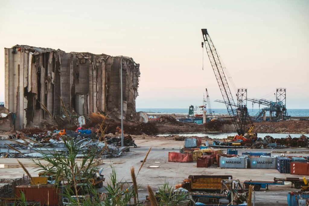 As Israel Entrenches, Frustration With Hezbollah Turns to Support