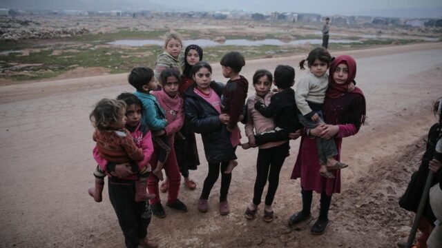 Australian Women and Children Linked to ISIS Fighters Return Home