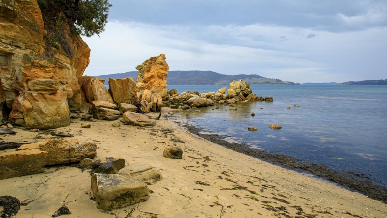 Australian Coastal Drive Becomes Viral Sensation, Straining Local Harmony