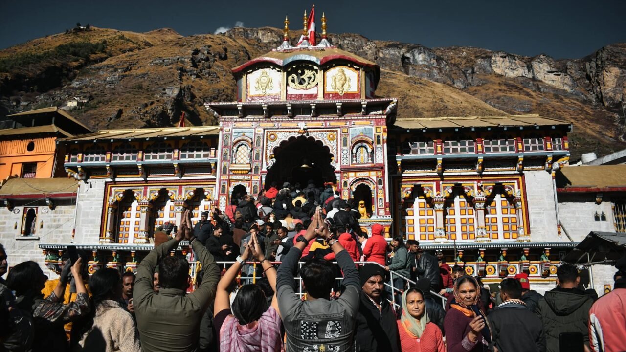 Avalanche Near Badrinath: No Casualties or Disruption Reported, Officials Confirm