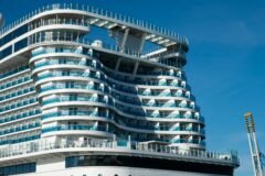 Cruise Ship Hit by Hantavirus Leaves Canary Islands and Sails Toward Netherlands