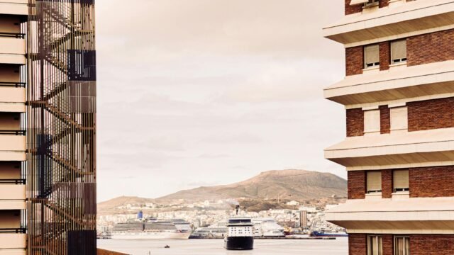 Cruise Ship Linked to Hantavirus Outbreak Arrives in Spain’s Canary Islands for Disembarking