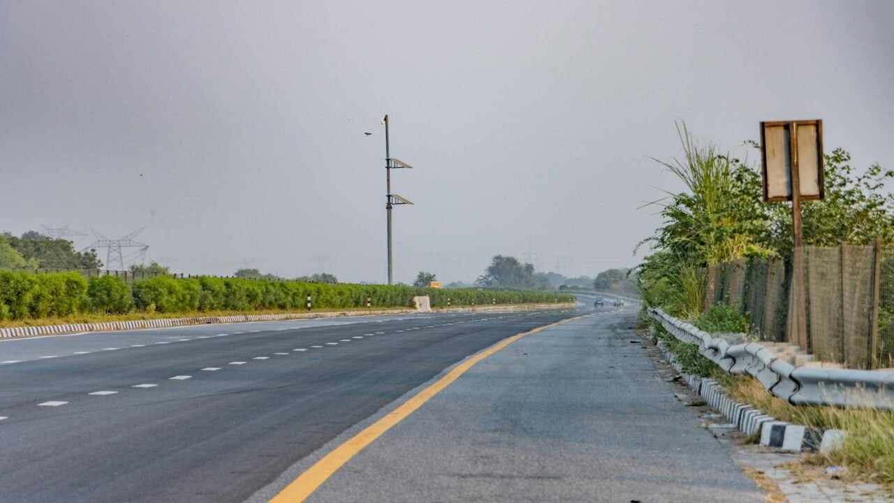 Delhi-Chandigarh Commute Revolutionized: Expressway to Cut Travel Time to 2 Hours
