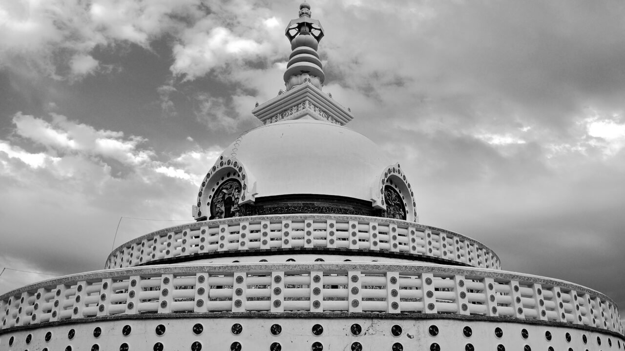 Leh Hosts Exposition of Buddha Relics; Special Postal Cover Released
