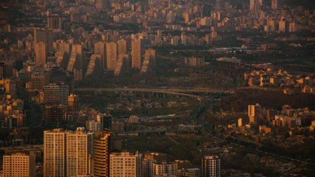 Earthquake Shakes Tehran, Where Nerves Are Already Strained by Iran War