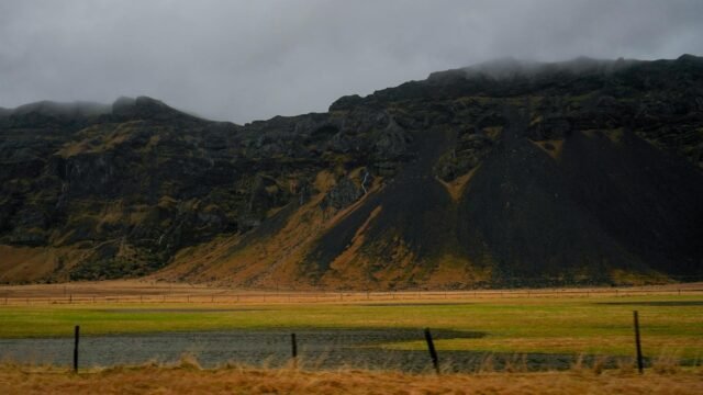 Iceland Warms to Europe