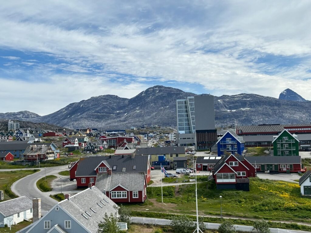 In Closed-Door Talks, U.S. Demands a Major Role in Greenland
