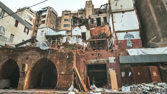 Iran War Live Updates: Fighting Flares in Lebanon, Complicating U.S.-Iran Peace Talks