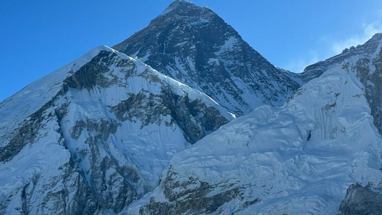Kami Rita Sherpa Ascends Everest for Record 32nd Time, Continuing Mountaineering Legacy