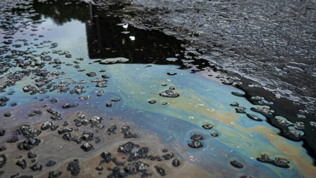 Oil Slick Is Detected Off Kharg Island in the Persian Gulf