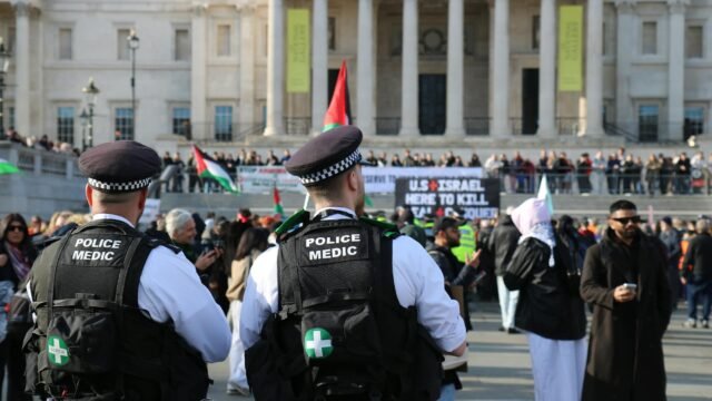Rival Protests Begin in London, With a Major Security Effort