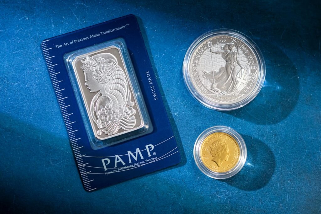 Safe Haven Assets: Why Investors Are Watching Gold and Silver Today