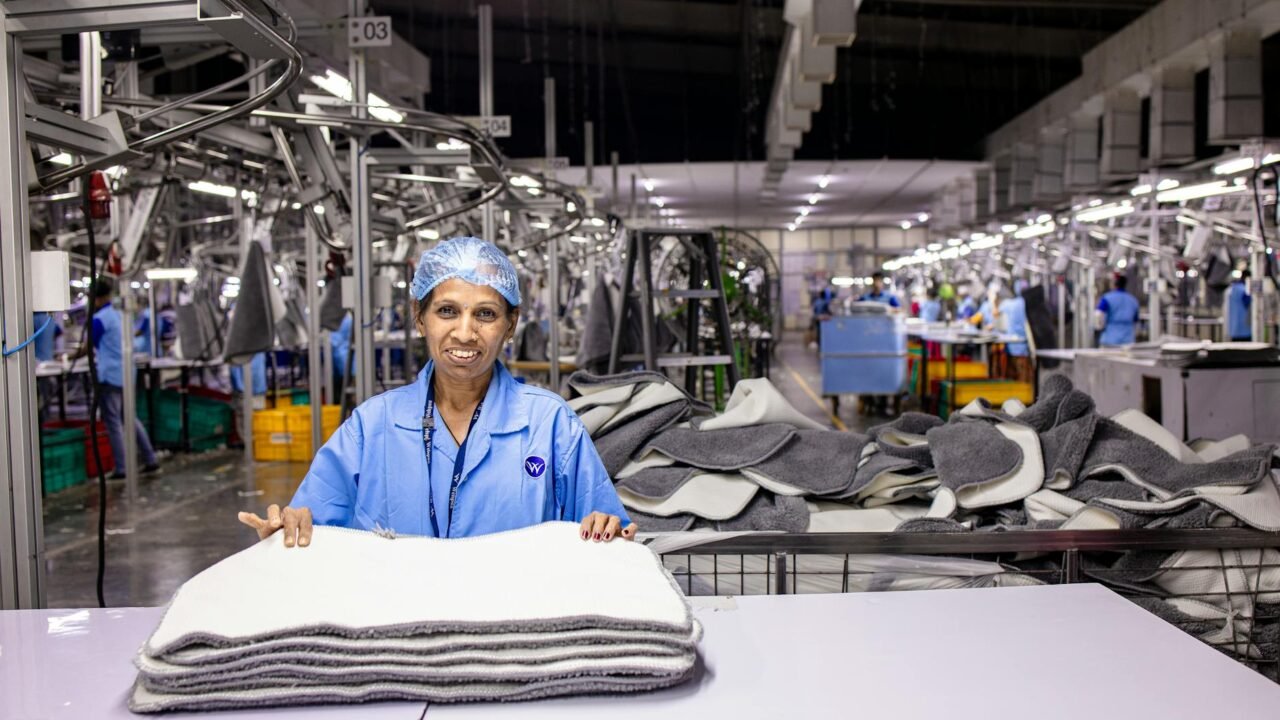 Samsung Unions Strike Deal Amidst AI-Driven Profit Disparities