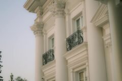 Suspect Dead After Approaching White House Checkpoint With Weapon, Says US Secret Service