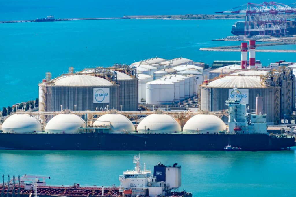 The Iran War Is Crippling One of the World’s Wealthiest Nations
