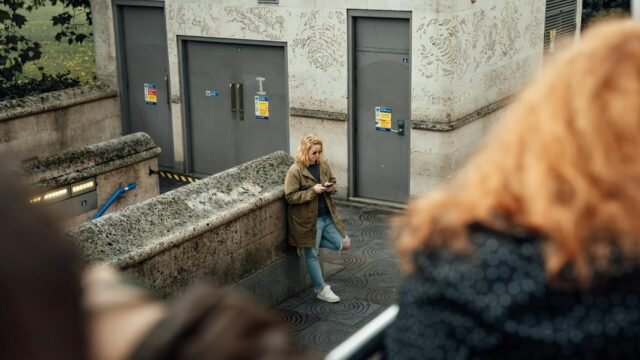 Their Phones Were Stolen in London. Then the Threats Started.