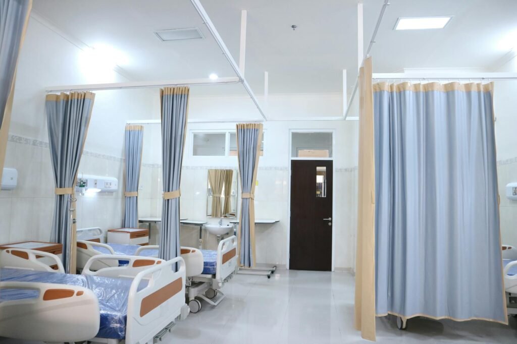 What I Saw Inside an Ebola Ward
