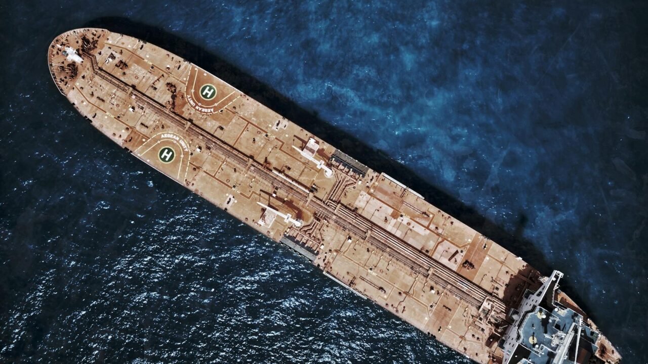 Oil Market Shifts: Nations Gain and Lose Amidst Iran Conflict