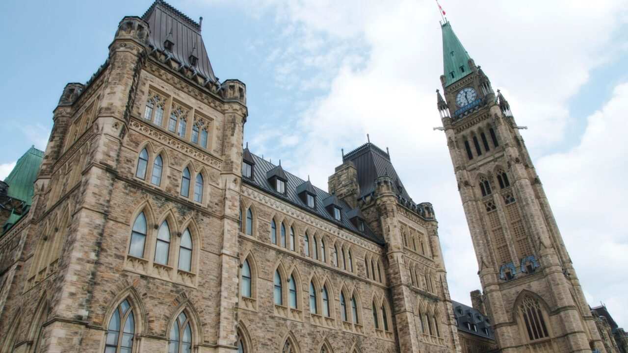 Canada Proposes Ban on Social Media for Youths Under 16