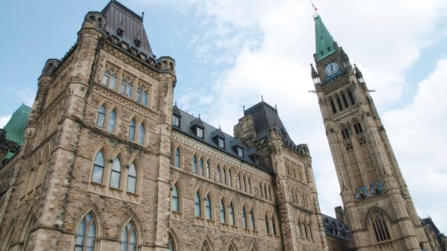 Canada Moves to Ban Social Media Use for Youth Under 16