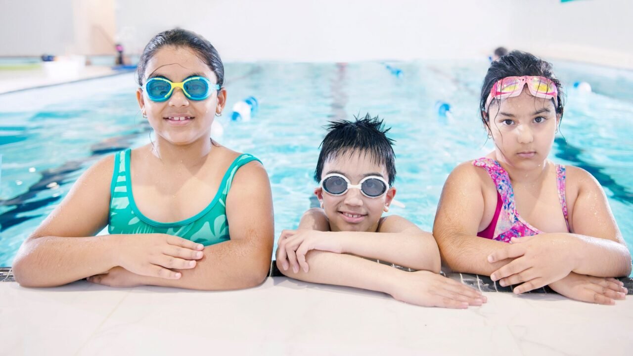 Europe’s Schools Divided Over Keeping Doors Open Amidst Extreme Heat