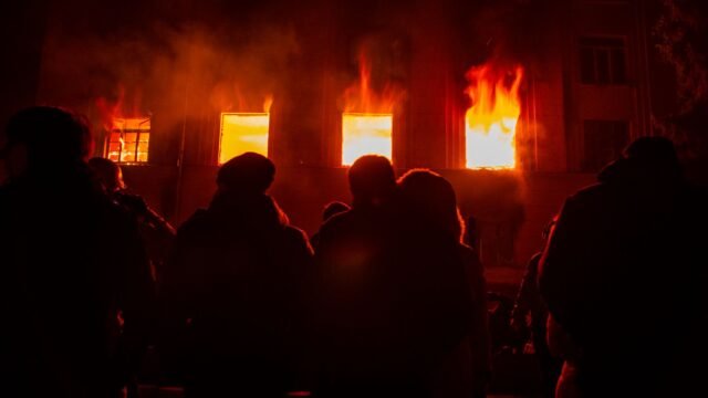Fire at a New Delhi Hotel Kills at Least 21