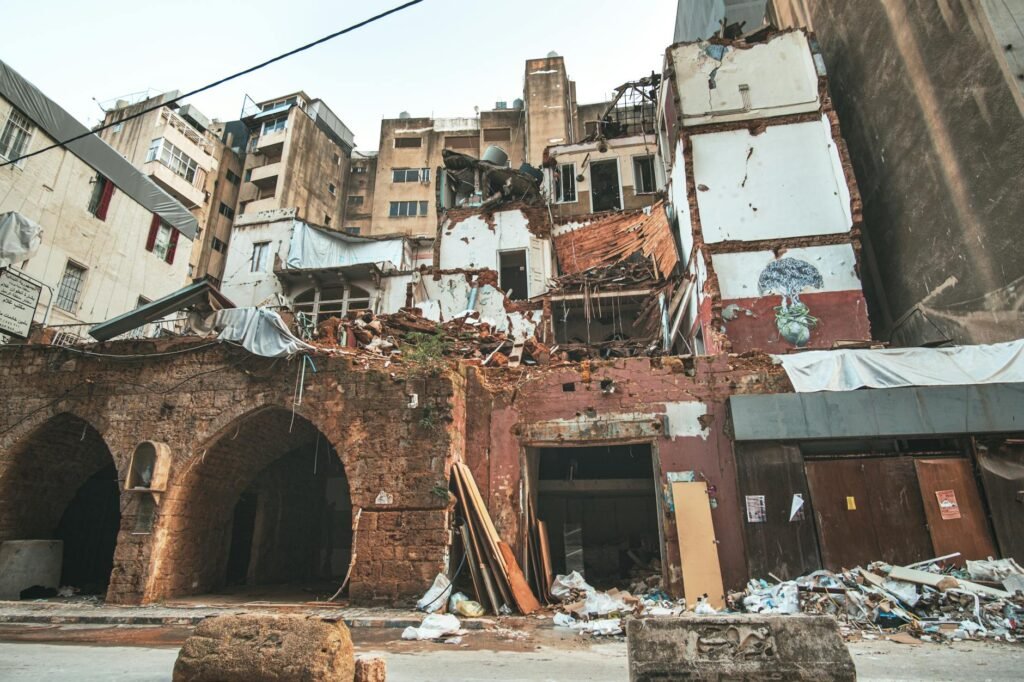 Hopes of Lebanon Cease-fire Falter as Israel and Hezbollah Fight