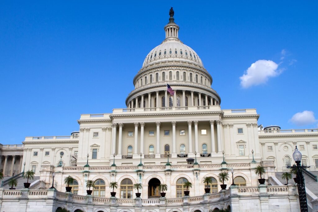 In the Dark on U.S.-Iran Deal, Senators Refrain From Praising It