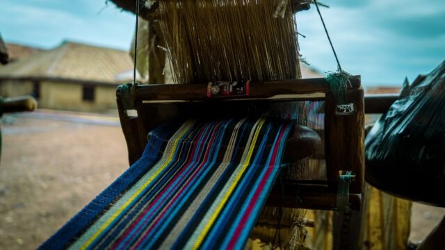 In Venezuela, a 91-Year-Old Weaver Sticks to Traditions