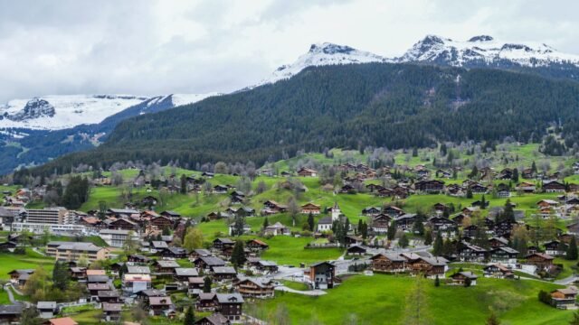 Switzerland Rejects Measure to Cap Population at 10 Million, Projections Show