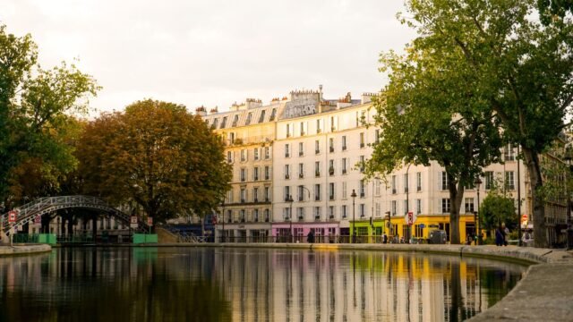 To Escape the Heat, Parisians Jump into an Old Industrial Canal